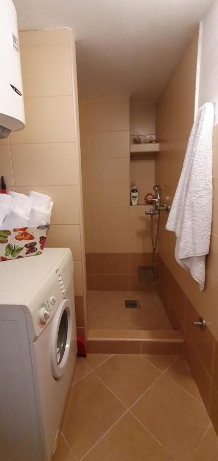 Apartman Karla โมสตาร์ ภายนอก รูปภาพ